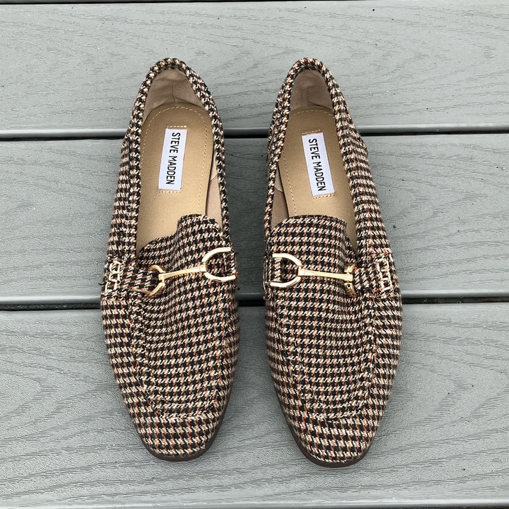 Steve Madden Women's Brown Houndstooth Loafers with Gold Bit